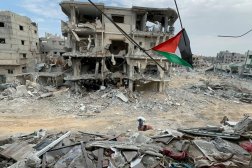 ملأ أرض غزة ركام أكثر من 400 ألف مبنى كلياً أو جزئياً (وكالة أنباء العالم العربي)