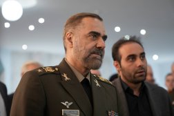 وزير الدفاع الإيراني محمد رضا آشتیاني (رويترز)