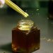 استبدال العسل بالسكر يمكن أن يخفض نسبة الغلوكوز في الدم (رويترز)